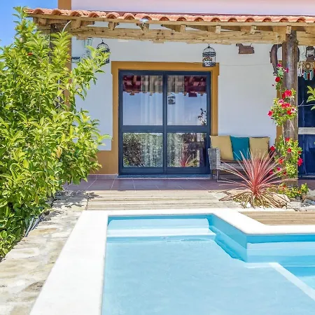 Striking In Carcavelos Holiday home Carcavelos (Coimbra)