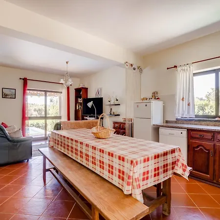 Carcavelos With Pool بيت للعطل Carcavelos (Coimbra)