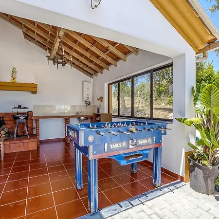 Carcavelos With Pool بيت للعطل