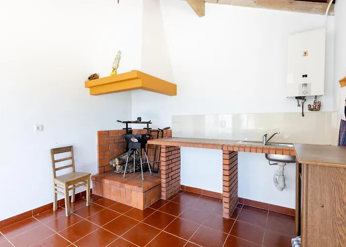 Carcavelos With Pool * Carcavelos (Coimbra)